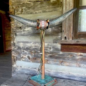 Authentic steerhorn handmade bracelet and necklace holder